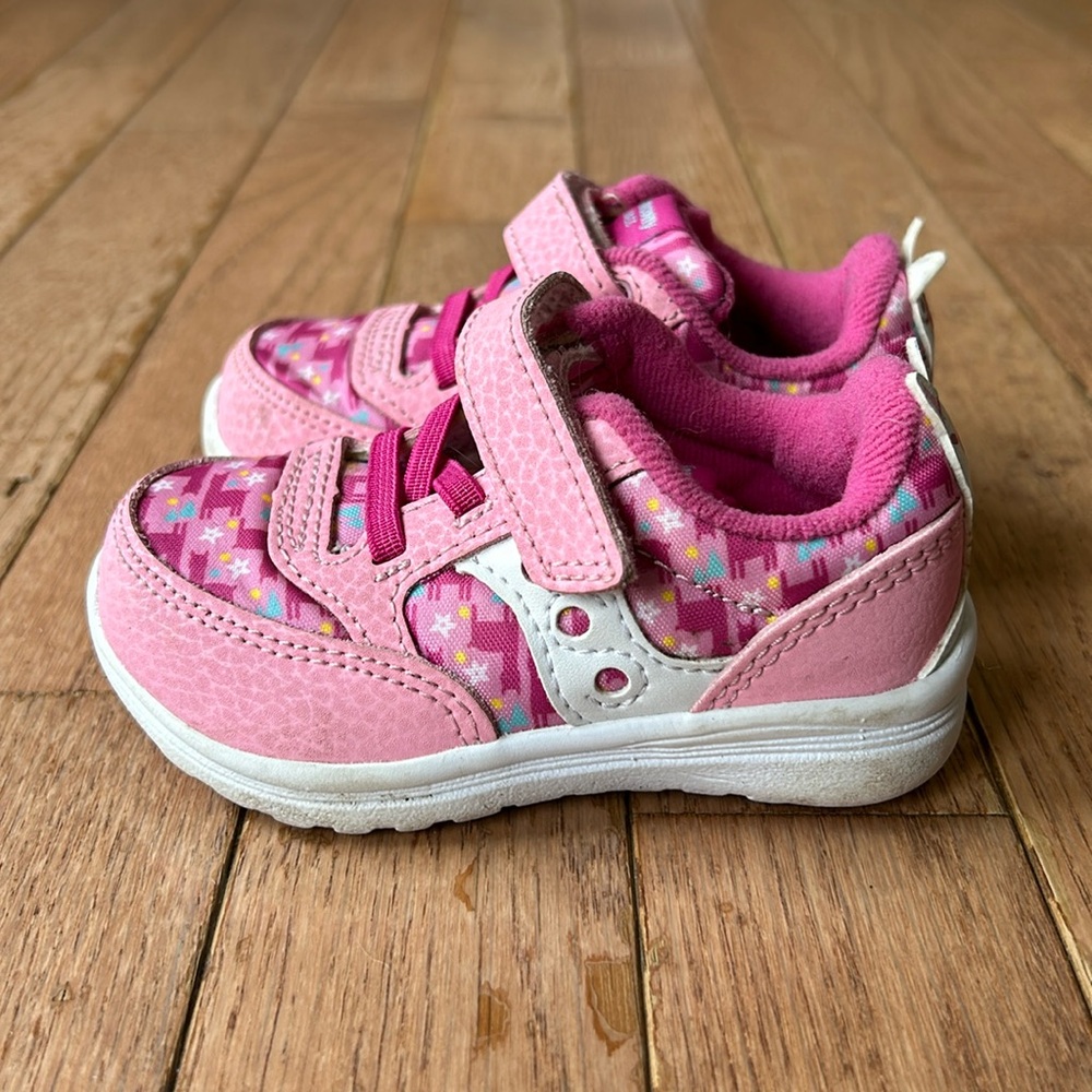 Saucony Kids' Pink Sneakers
